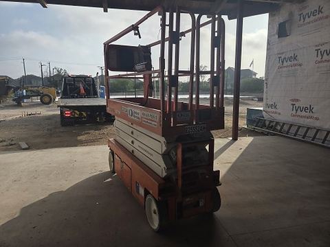 2018 SNORKEL S3226E Scissor Lift 24-26' Electric 30-36" Wide
