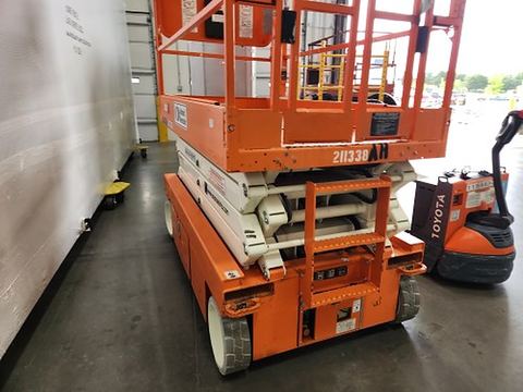 2018 SNORKEL S4726E Scissor Lift 24-26' Electric 46-68" Wide