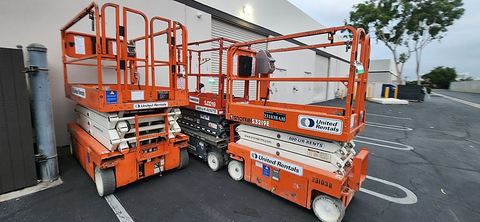 2018 SNORKEL S4726E Scissor Lift 24-26' Electric 46-68" Wide