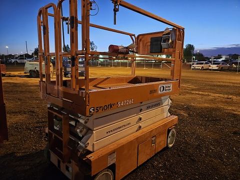 2018 SNORKEL S4726E Scissor Lift 24-26' Electric 46-68" Wide