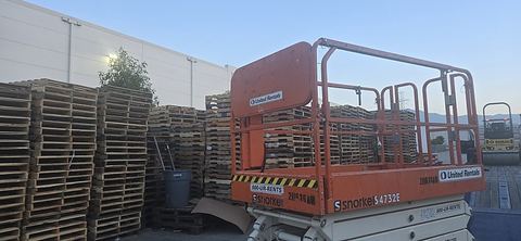 2018 SNORKEL S4732E Scissor Lift 30-35' Electric 46-48" Wide
