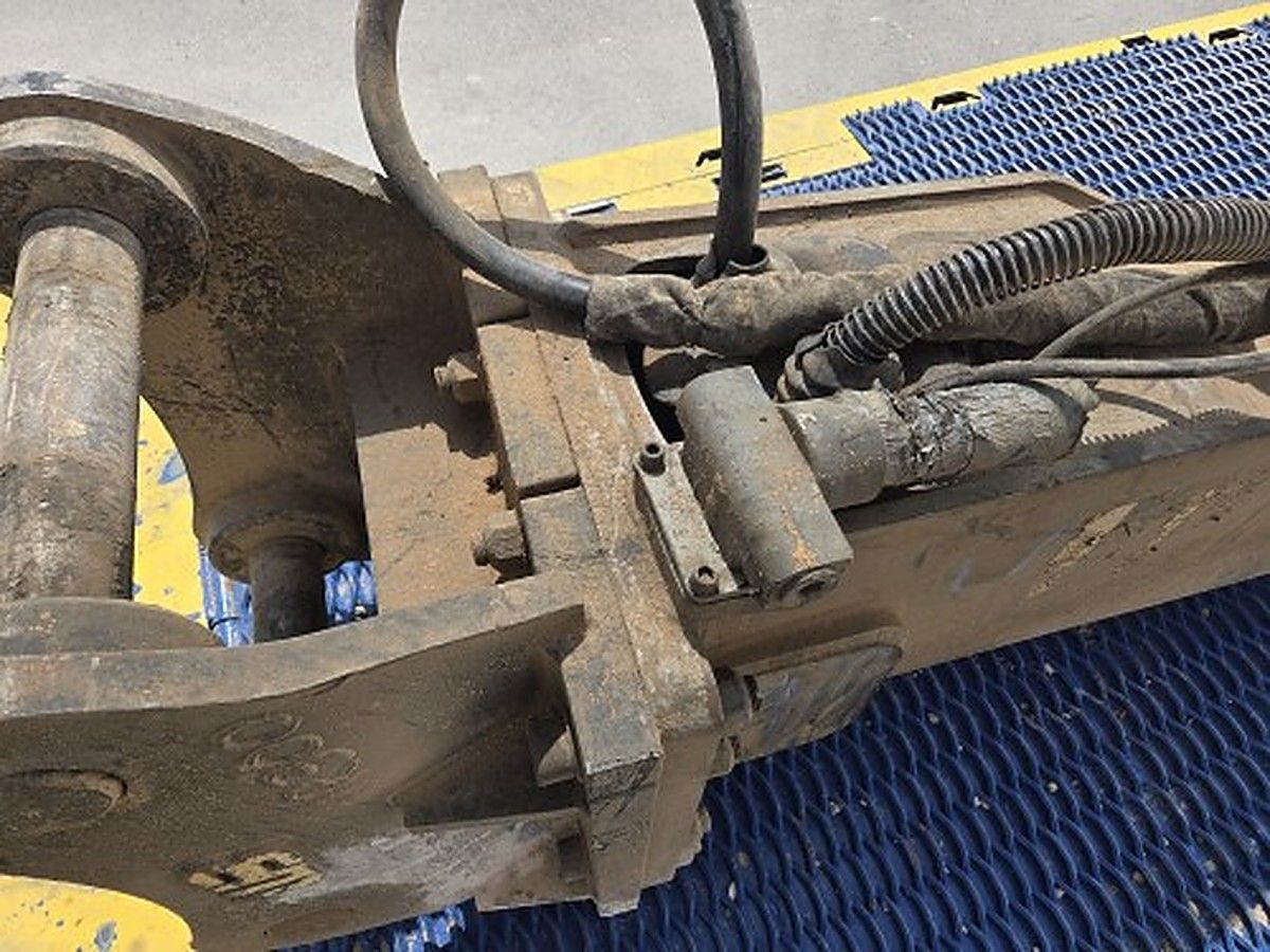 SOOSAN CB1300S-XCMG photo 5