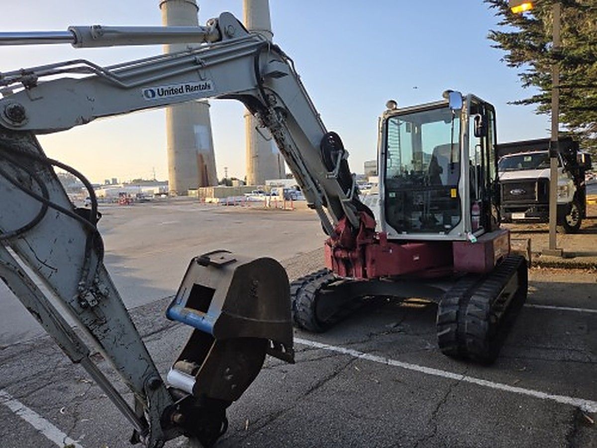 TAKEUCHI TB280FR photo 2