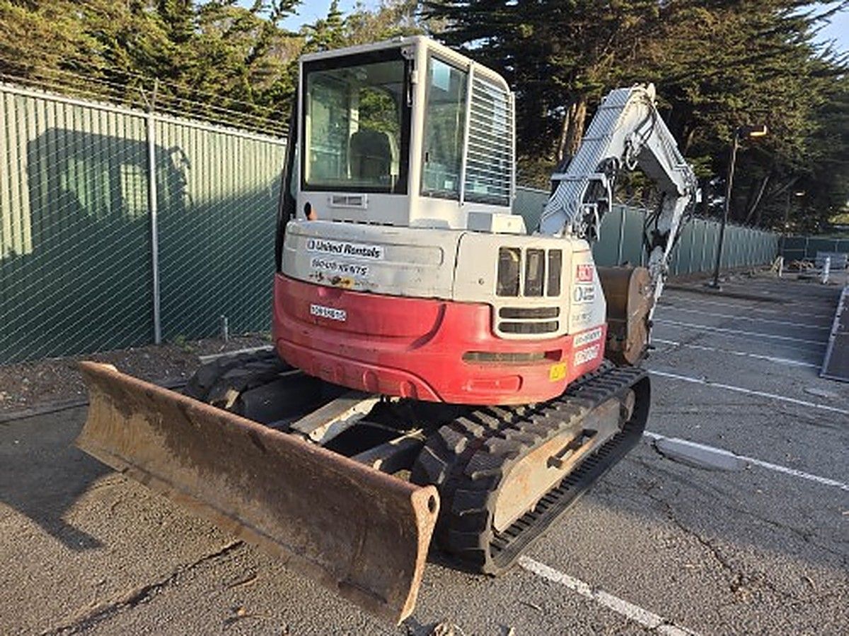 TAKEUCHI TB280FR photo 5