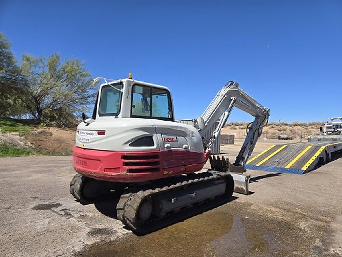 TAKEUCHI TB290C photo 5