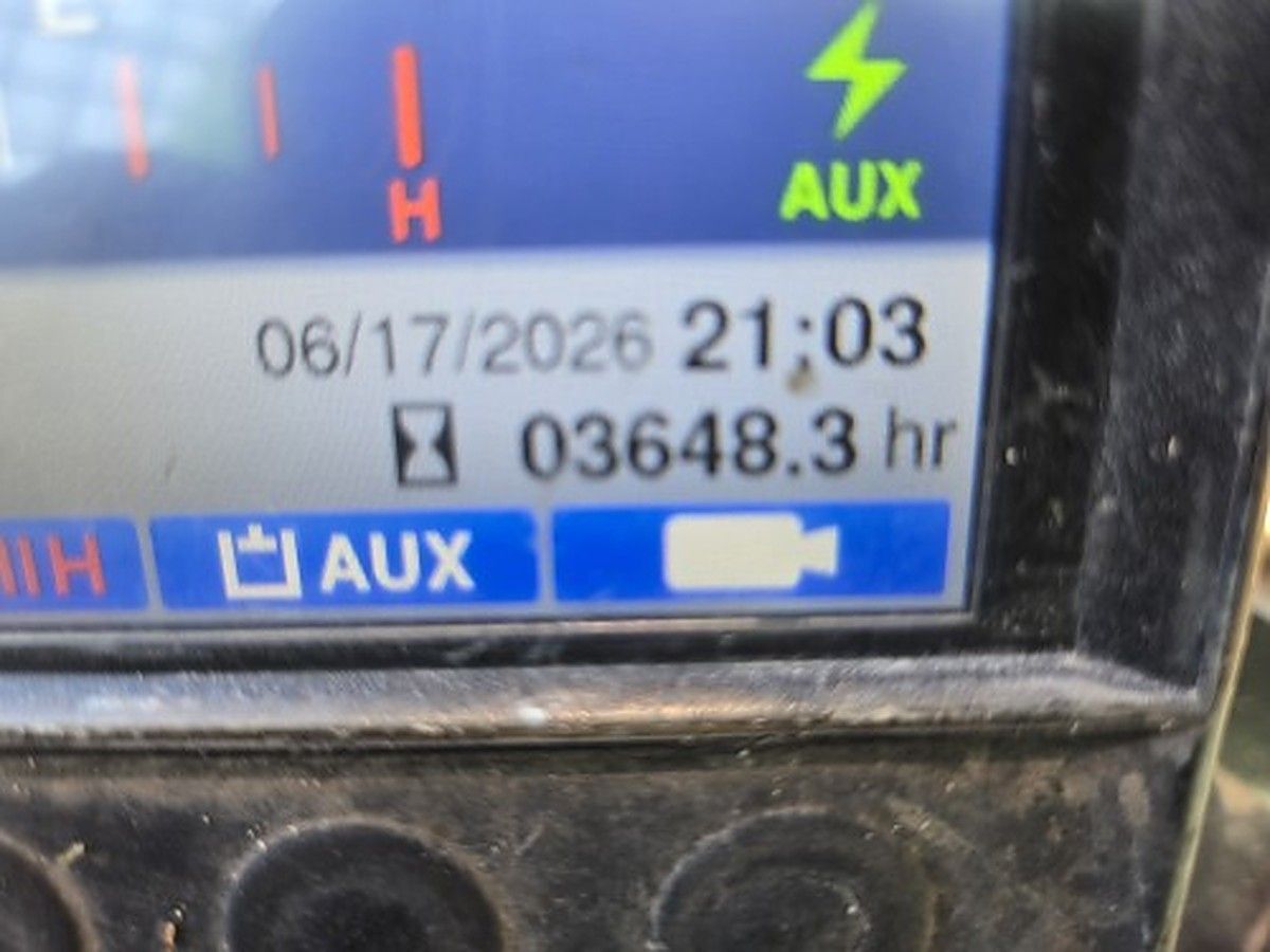 TAKEUCHI TL10V2-R photo 3