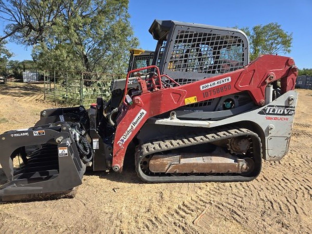TAKEUCHI TL10V2-R photo 5
