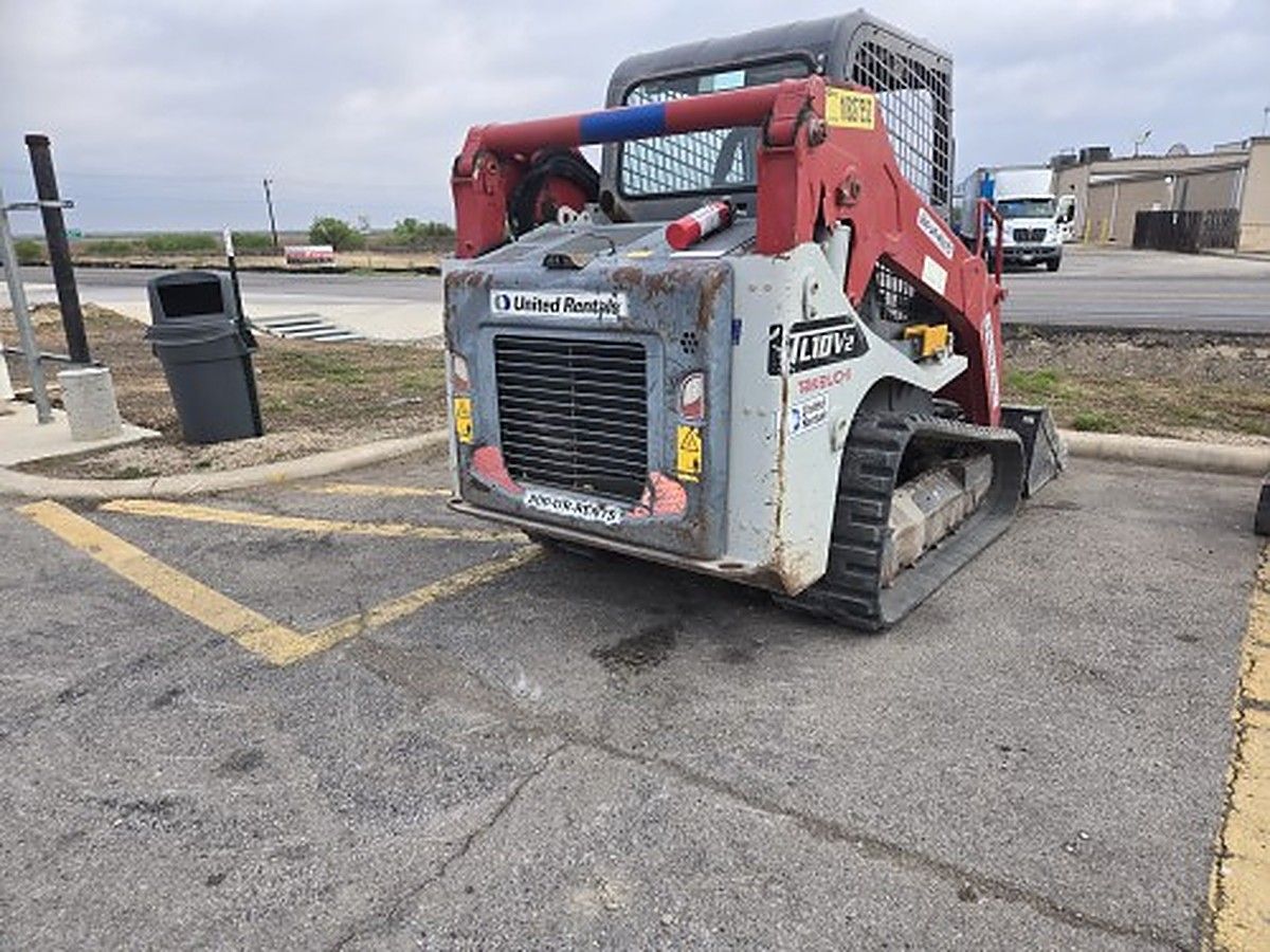 TAKEUCHI TL10V2-R photo 2