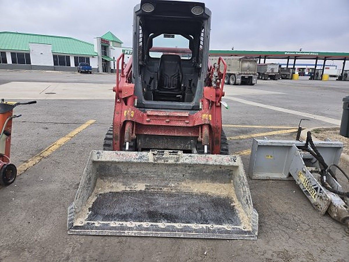TAKEUCHI TL10V2-R photo 4