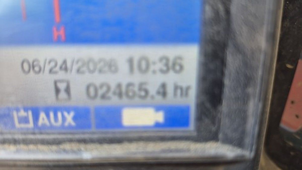 TAKEUCHI TL12R2-CR photo 8