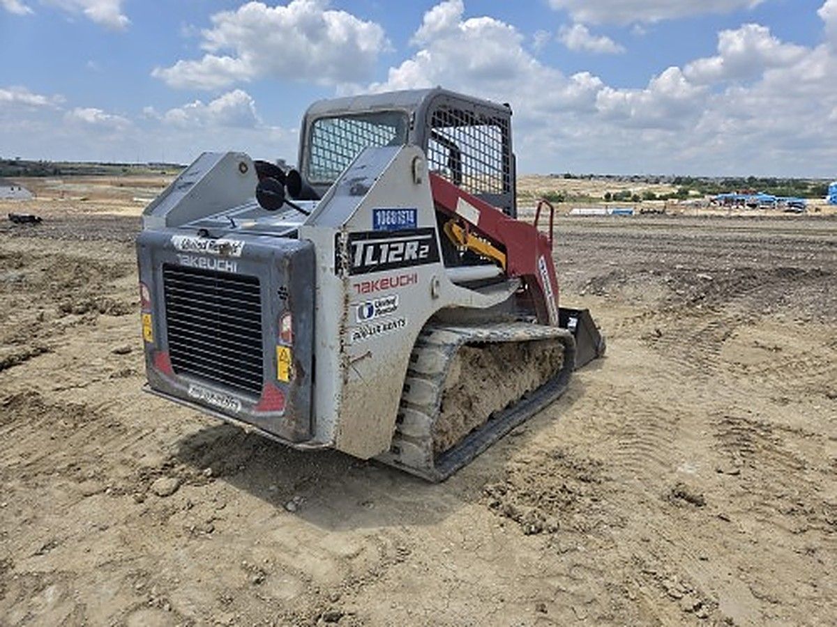 TAKEUCHI TL12R2-R photo 7