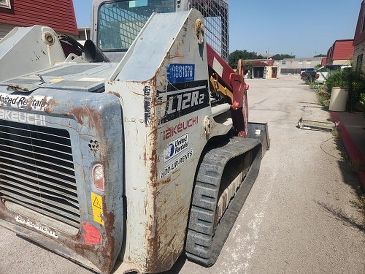 TAKEUCHI TL12R2-R photo 4