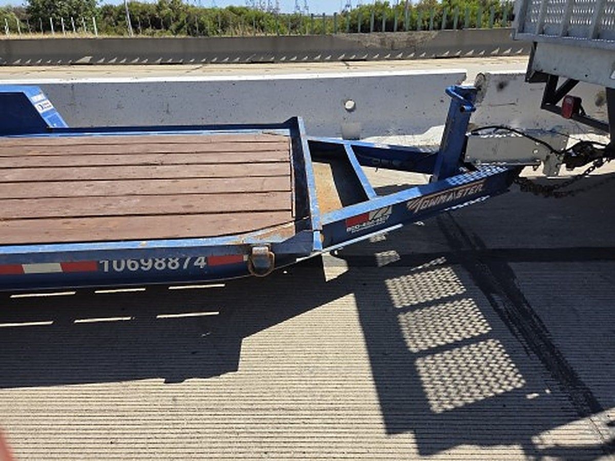 TOW MASTER T-12D 16' photo 4