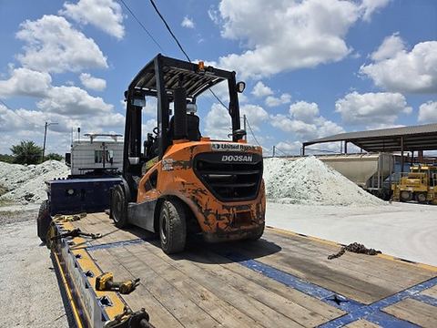 2018 TOYOTA 8FDU30 Forklift Whse 6000# Diesel