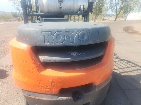 2018 TOYOTA 8FG45U Forklift Whse 10000-12500# Pneumatic