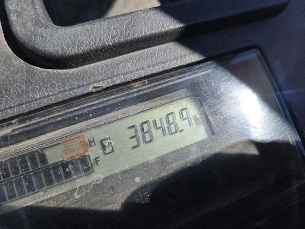 TOYOTA 8FGU25 photo 13