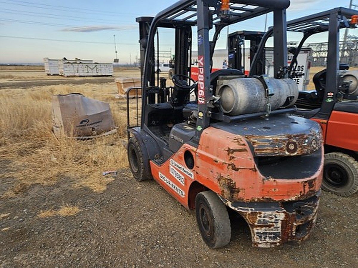 TOYOTA 8FGU25 photo 6