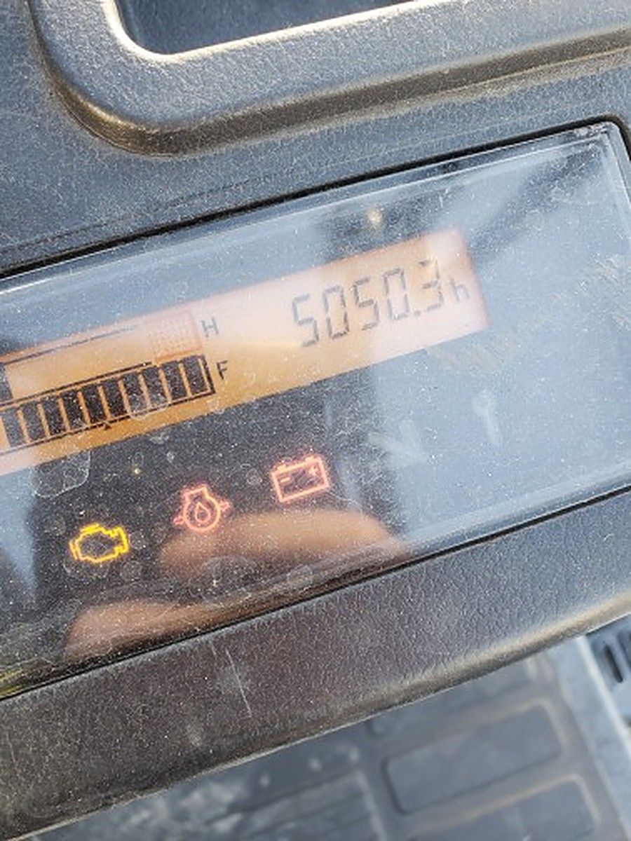 TOYOTA 8FGU25 photo 6