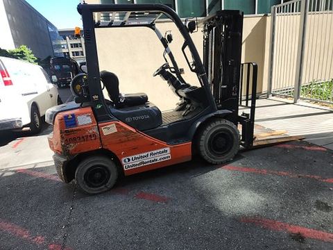 2018 TOYOTA 8FGU25 Forklift Whse 5000# Low Profile Gas/Lp
