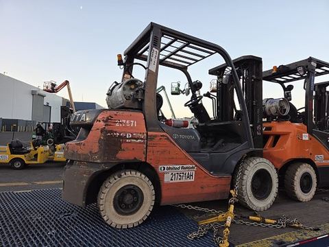 2018 TOYOTA 8FGU25 Forklift Whse 5000# Low Profile Gas/Lp