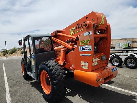 2018 XTREME XR1147 Forklift Variable Reach 11000# 40-49