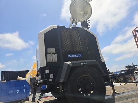 2019 ALLMAND BR NLV-ML3EC Light Tower,4-7Kw Vert Mast