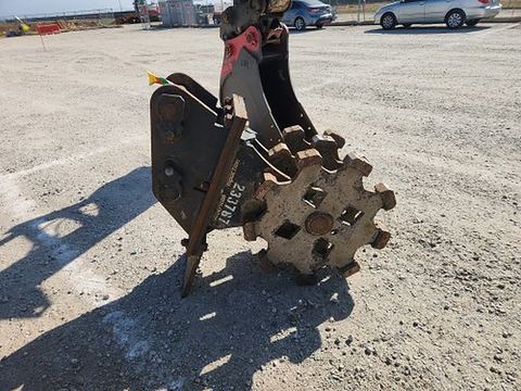 2019 AMERICAN DC-18BLWP Excavator Compaction Wheel 18"