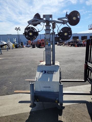 2019 ATLASCOPCO HILIGHT E3 Light Tower Electric Pusharound