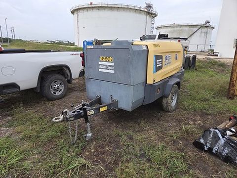 2019 ATLASCOPCO XATS 400 JD8FT4 Compressor 350-450 Cfm Tier 4 200 Psi