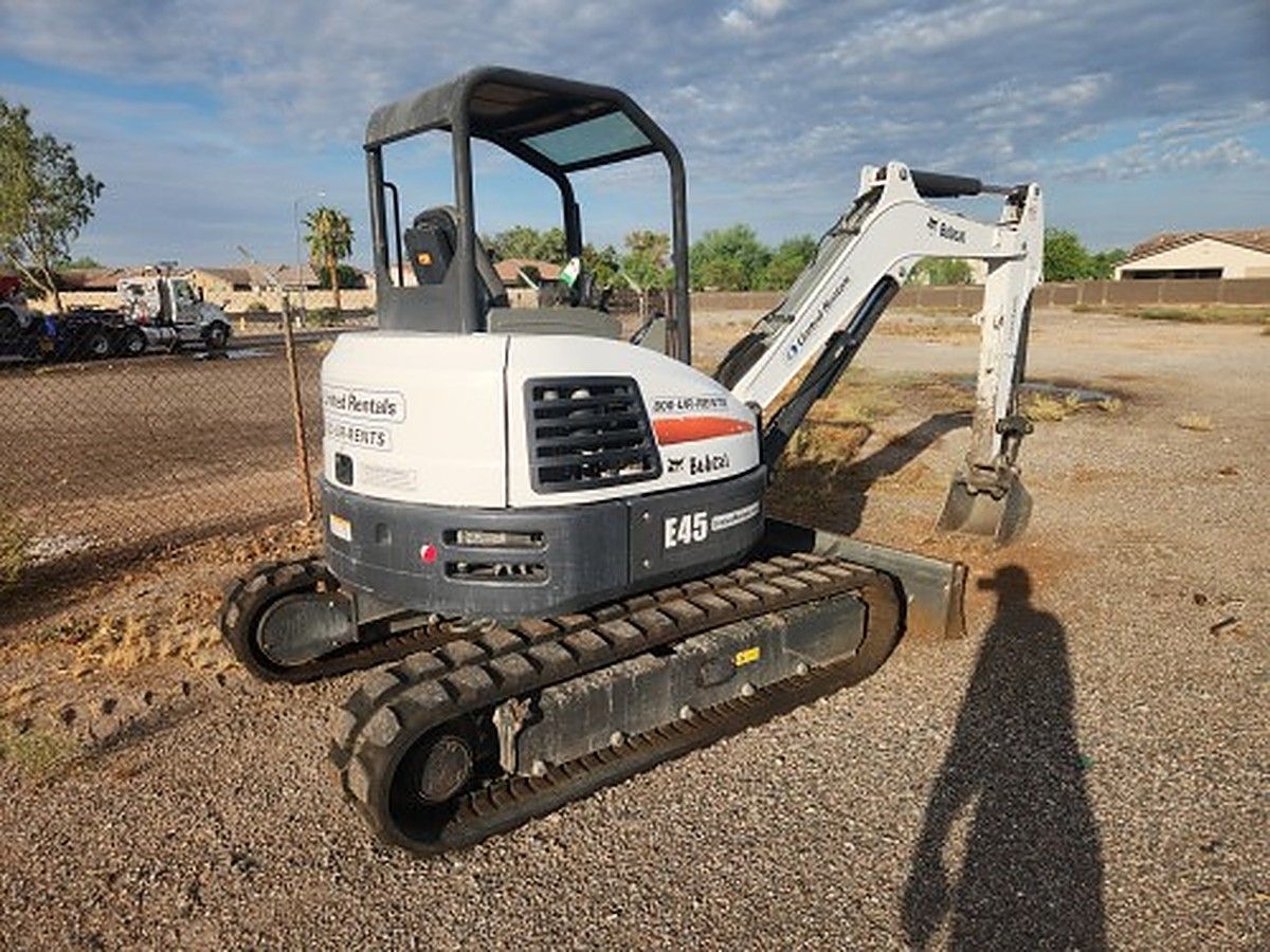 BOBCAT E45 photo 6