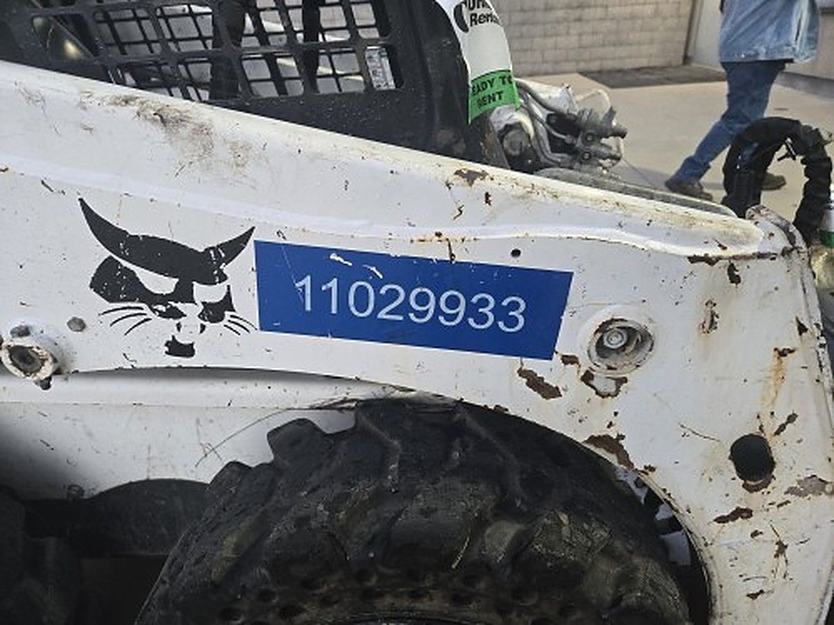 BOBCAT S450 photo 5