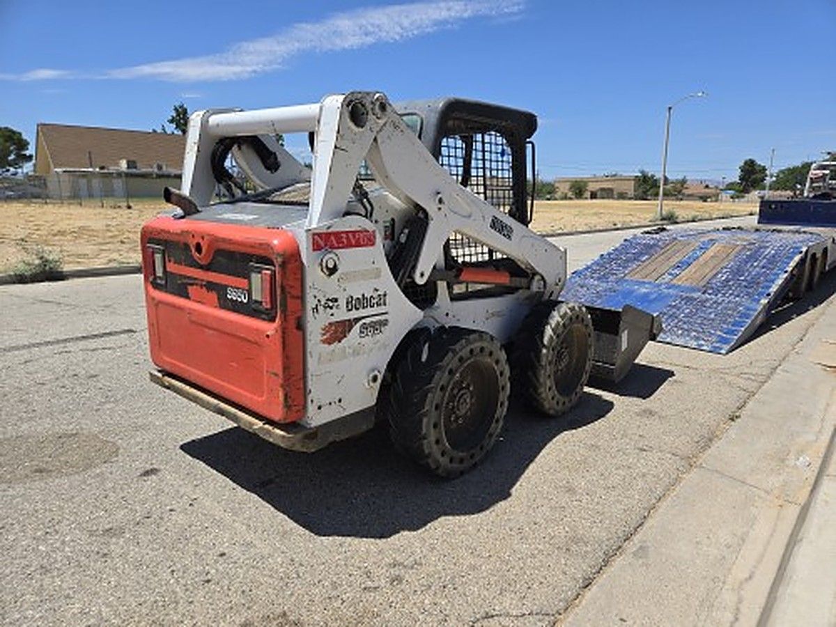 BOBCAT S650 photo 3