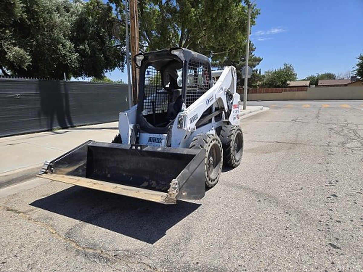 BOBCAT S650 photo 9