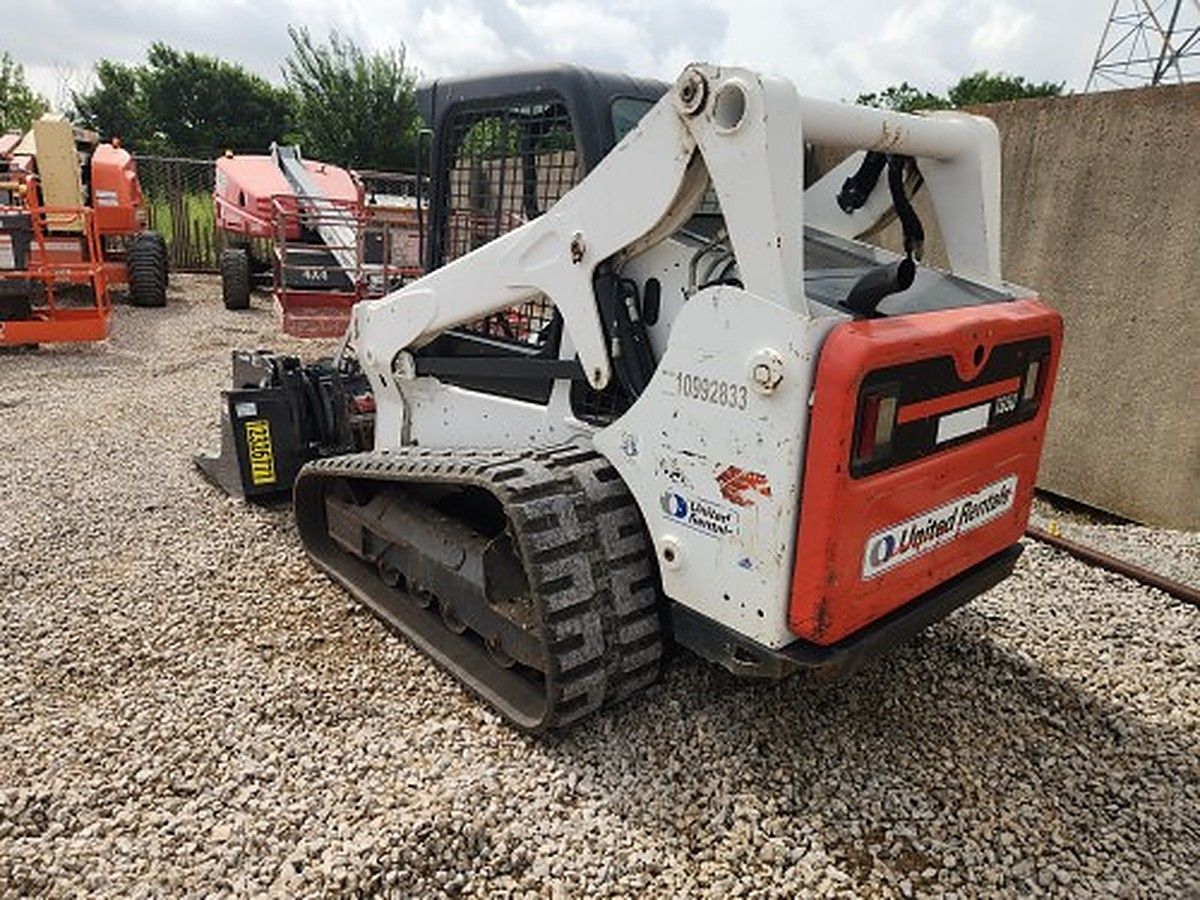 BOBCAT T650 photo 4