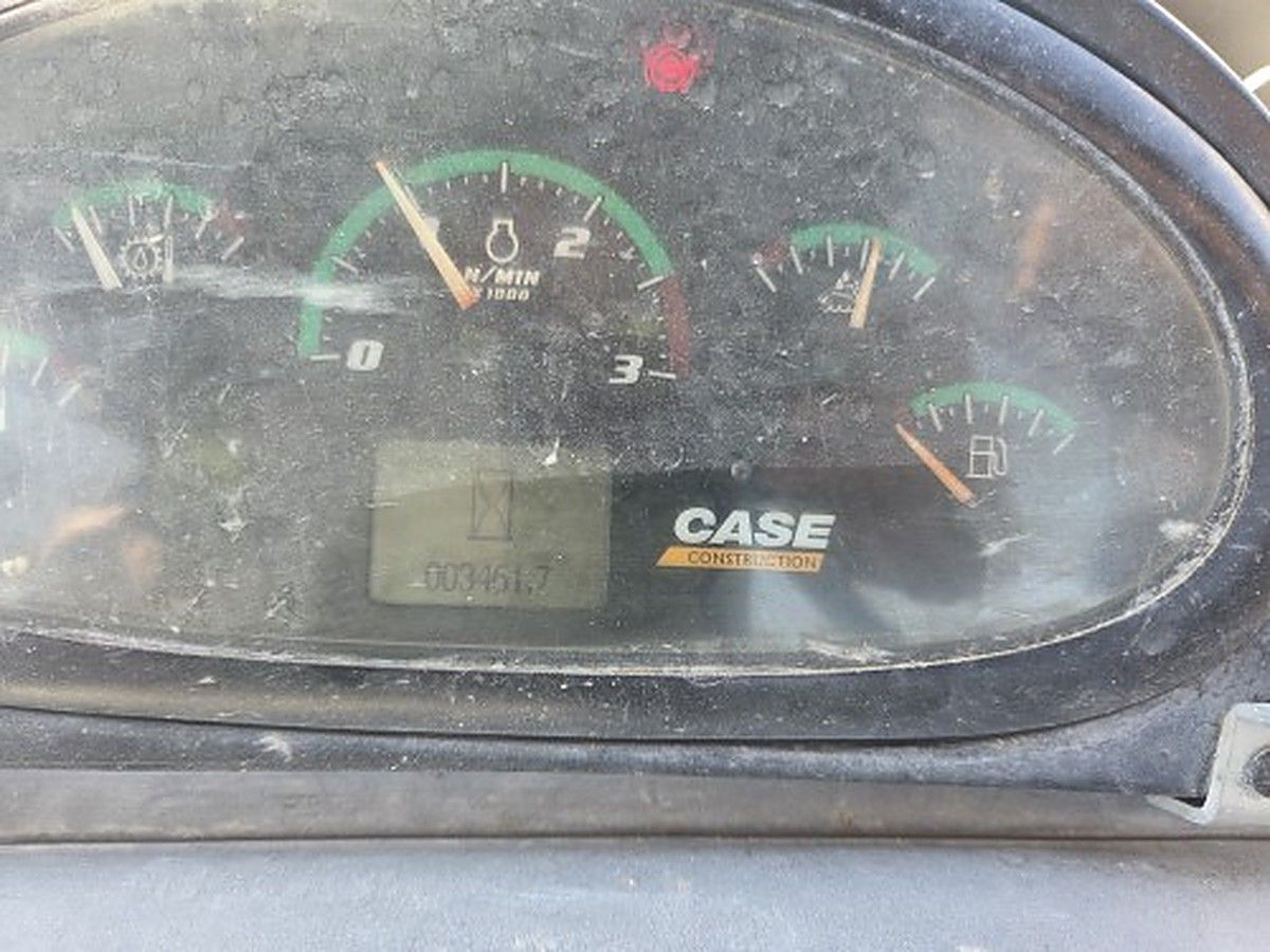CASE 580SN photo 9