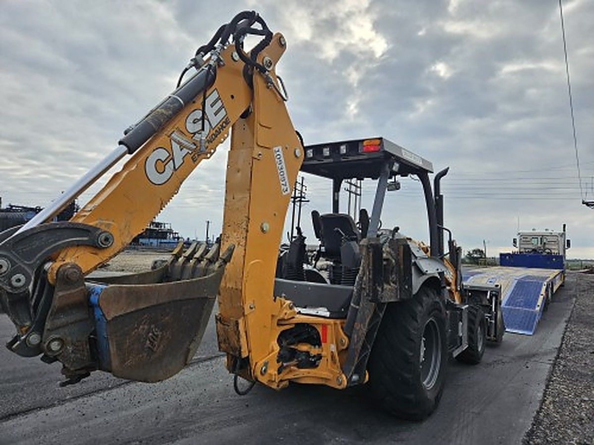 CASE 580SN photo 6