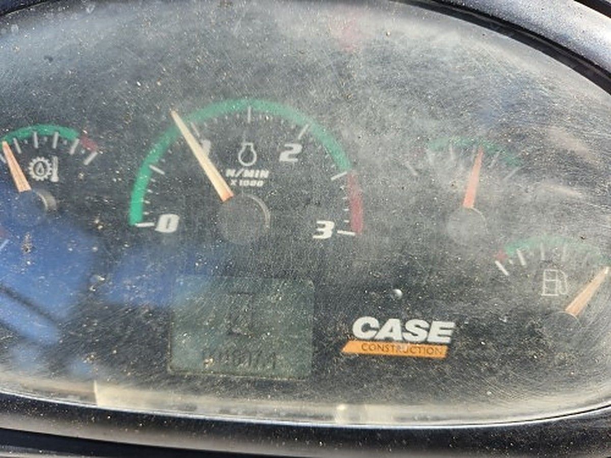 CASE 580SN photo 8