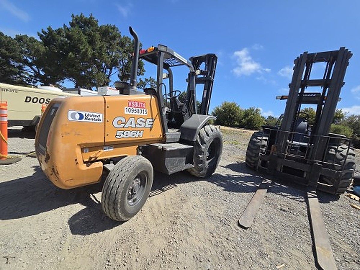 CASE 586H photo 4