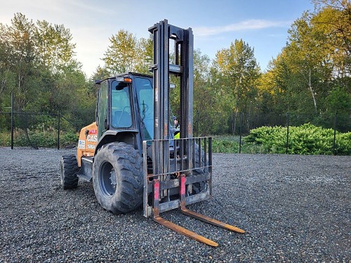 CASE 586H photo 2