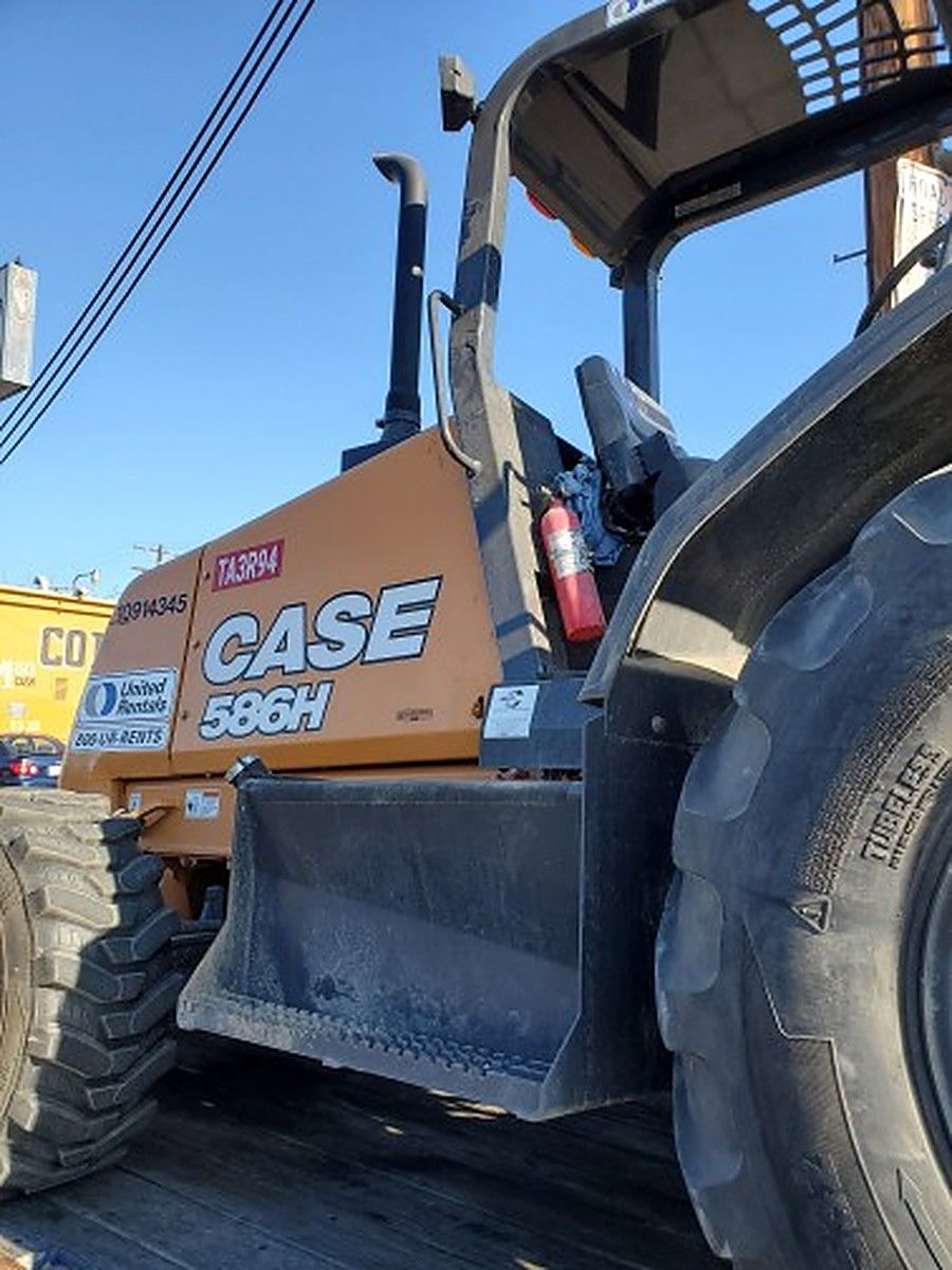 CASE 586H photo 5