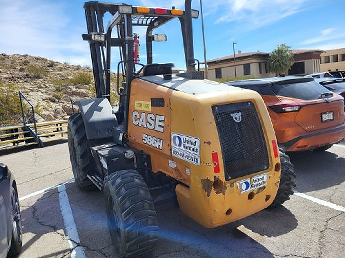 CASE 586H photo 2