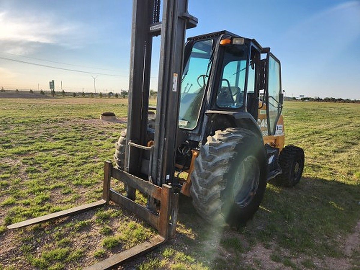 CASE 588H photo 3