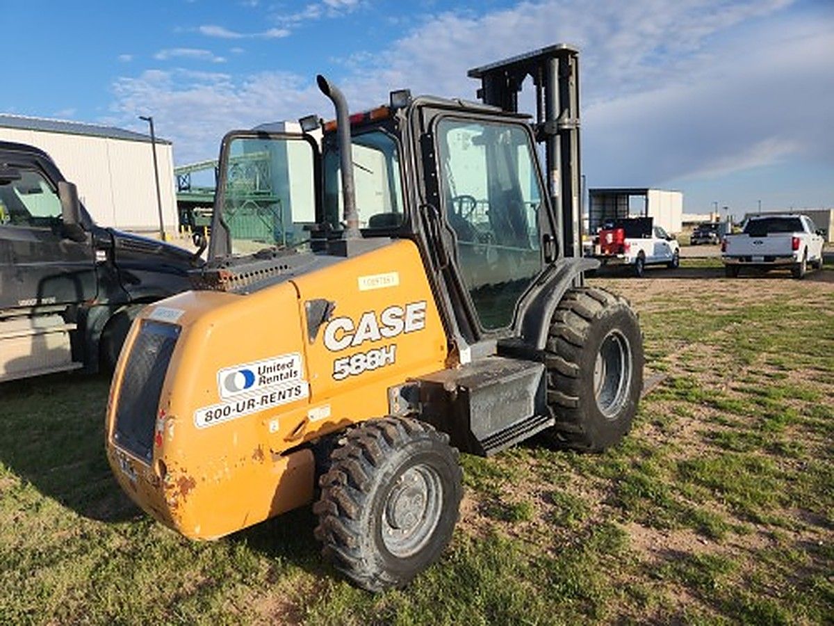 CASE 588H photo 4
