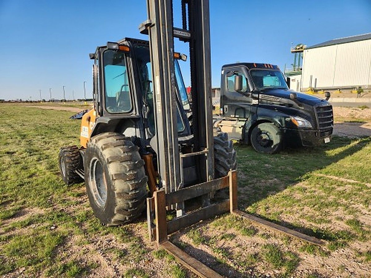 CASE 588H photo 6
