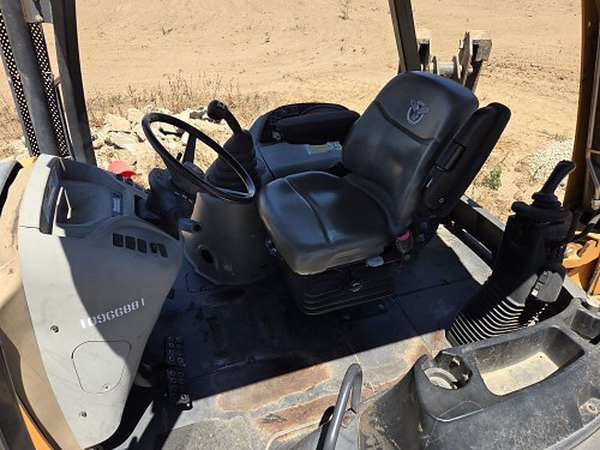 2019 CASE 590SN for sale in Las Vegas, NV