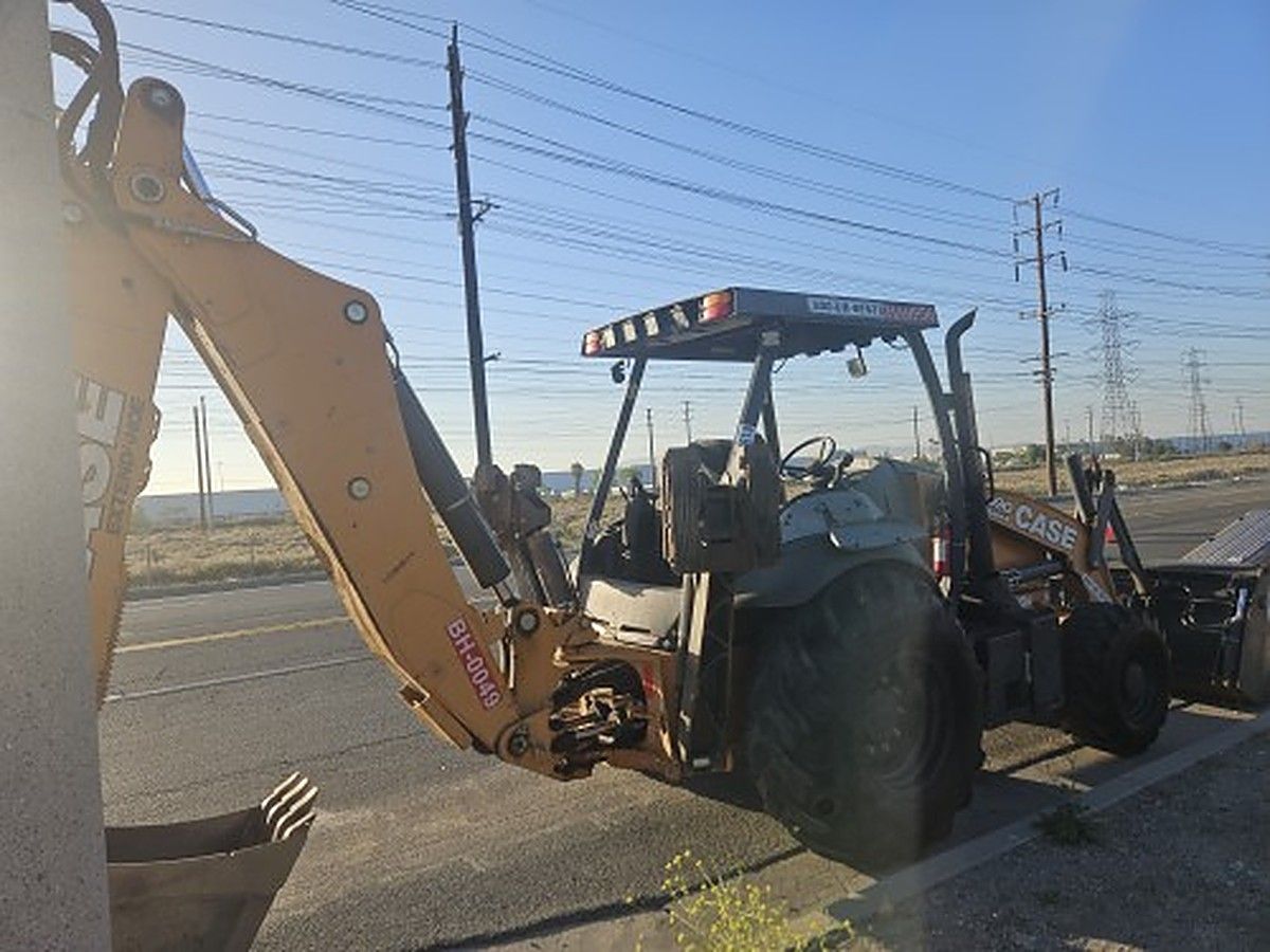 CASE 590SN photo 2