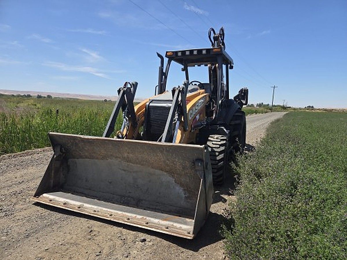 CASE 590SN photo 3