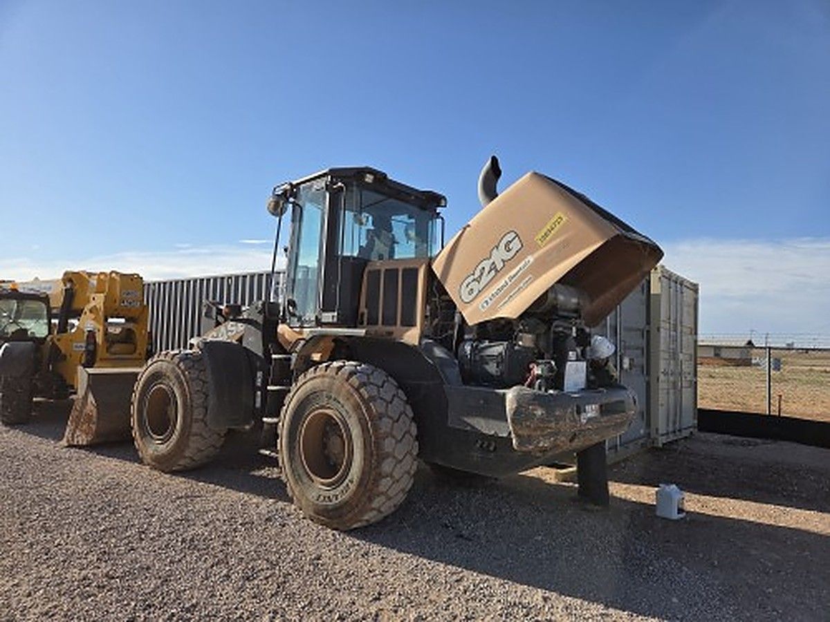 CASE 621G photo 7
