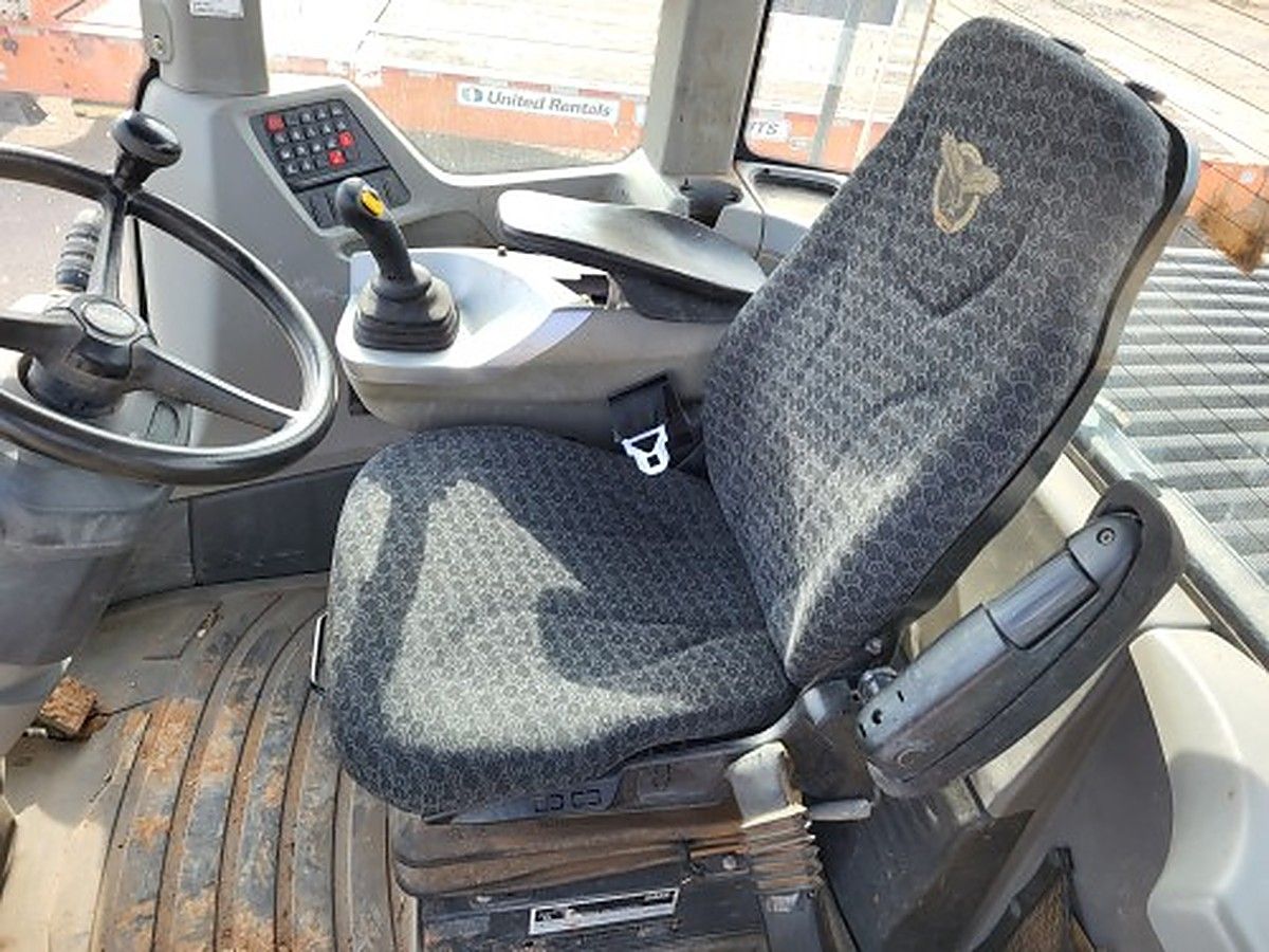 CASE 621G photo 6