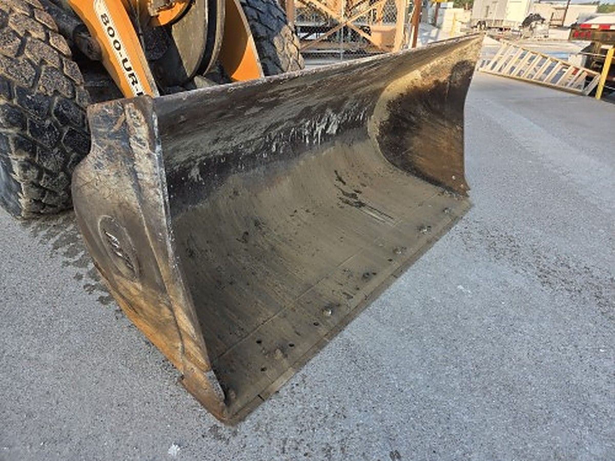 CASE 621G photo 6